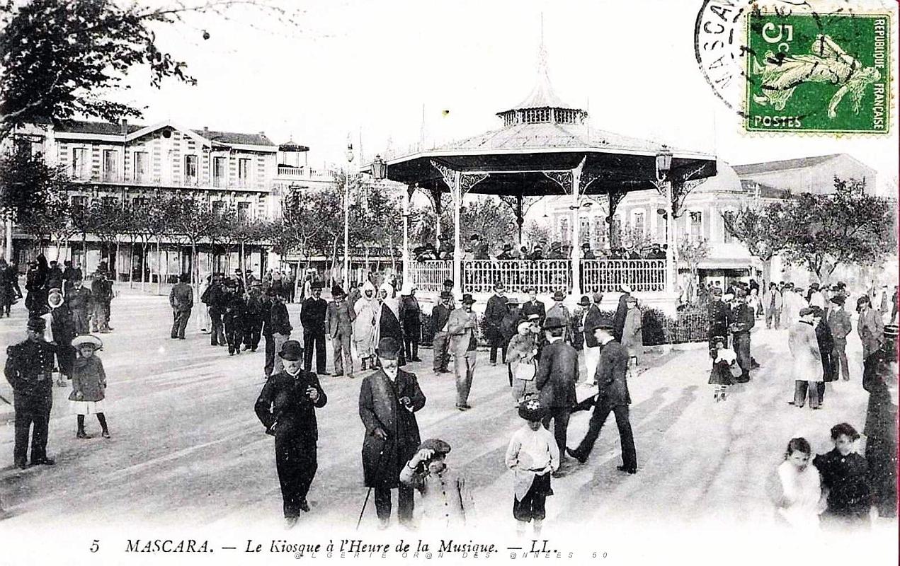 1105- Mascara - Kiosque musique.jpg
